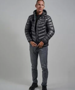 Y By Nordisk Payne Hooded Down Jacket Men, Zwart 9 Y By Nordisk Payne Hooded Down Jacket Men, Zwart -TROLLKIDS Shop yeti payne hooded down jacket men black 1